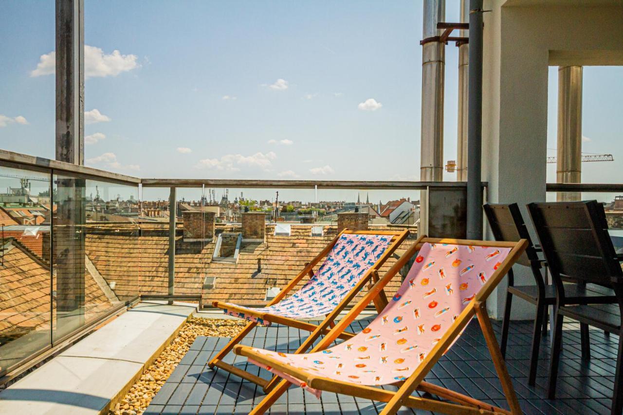 Luxury Apartment With Balcony In Downtown Budapest Exteriör bild